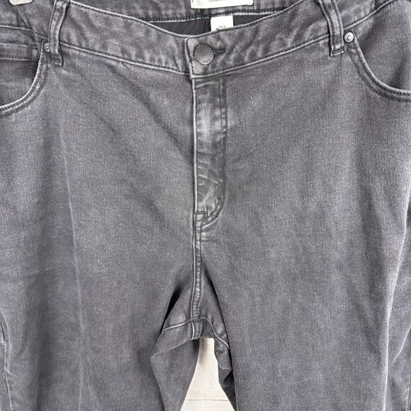 Lane Bryant Black Mid-Rise Super Stretch Skinny Jeans - Picture 4 of 4